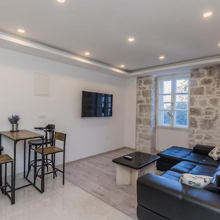 Seafront Apartments Karlo Kaštela Extérieur photo