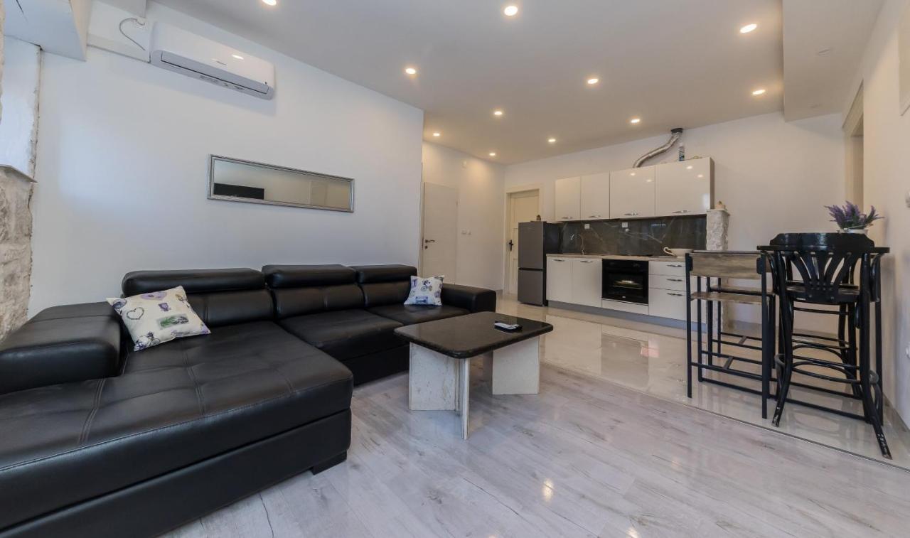 Seafront Apartments Karlo Kaštela Extérieur photo