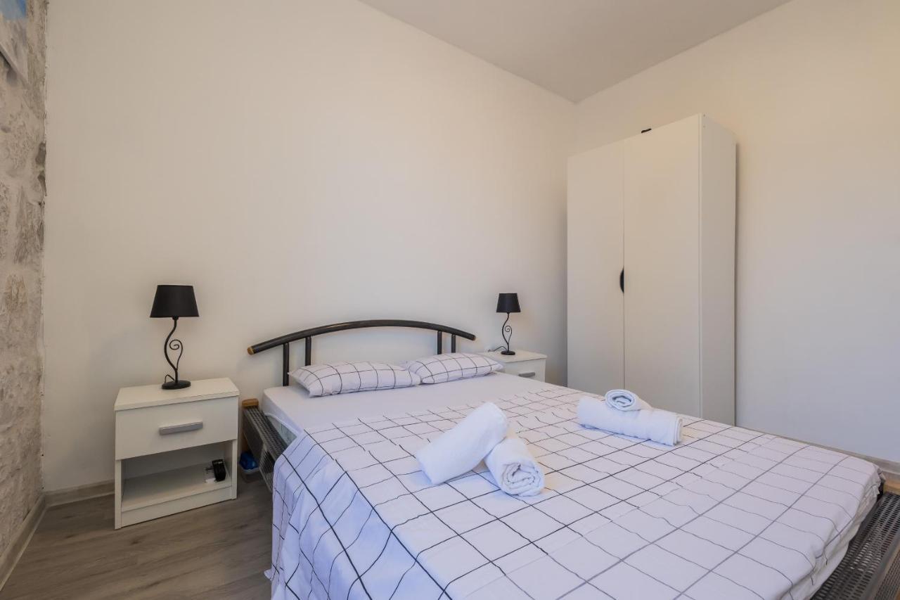 Seafront Apartments Karlo Kaštela Extérieur photo